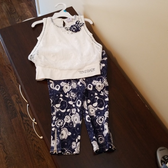 Matching NWOT shirt and pant set - Picture 1 of 4